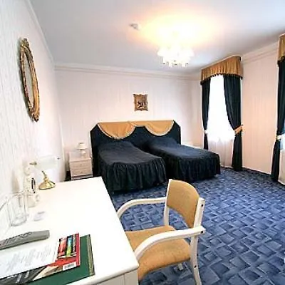 Olevi Residents Hotell 3*