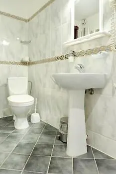 Olevi Residents Отель Таллин