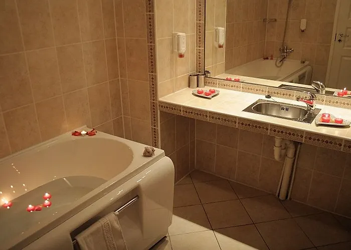 Olevi Residents Hotell 3*